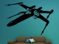 Preview: 46384 X Wing Fighter seitlich Wandtattoo blaue Wand-braunes Sofa Mein-Motiv-